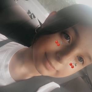 Meet your Posher, Miriam elvira